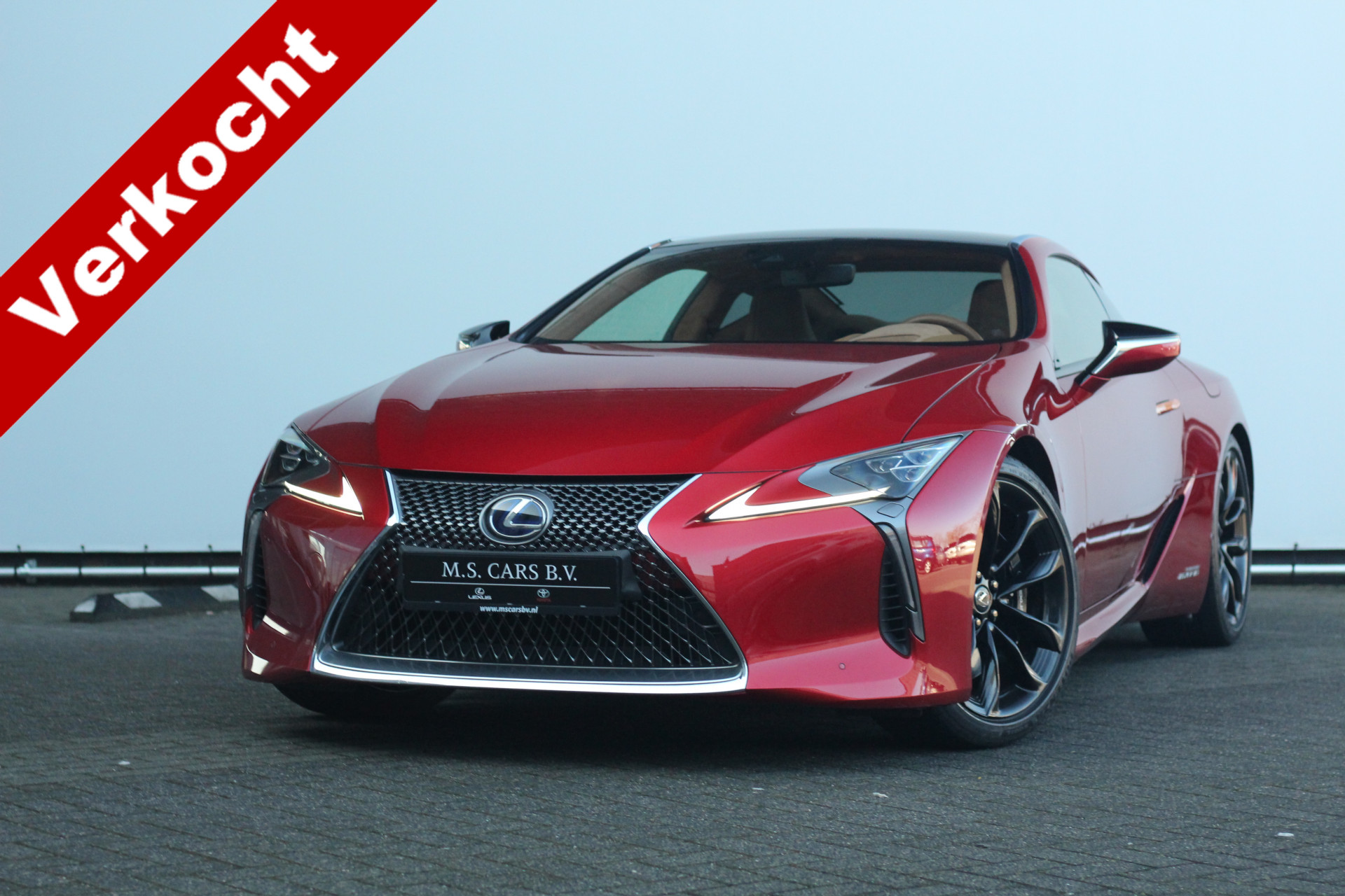 Lexus LC 500h Touring Pack I Carbon I Mark Lev. I Meesturend achter 30464942-0.jpg | 