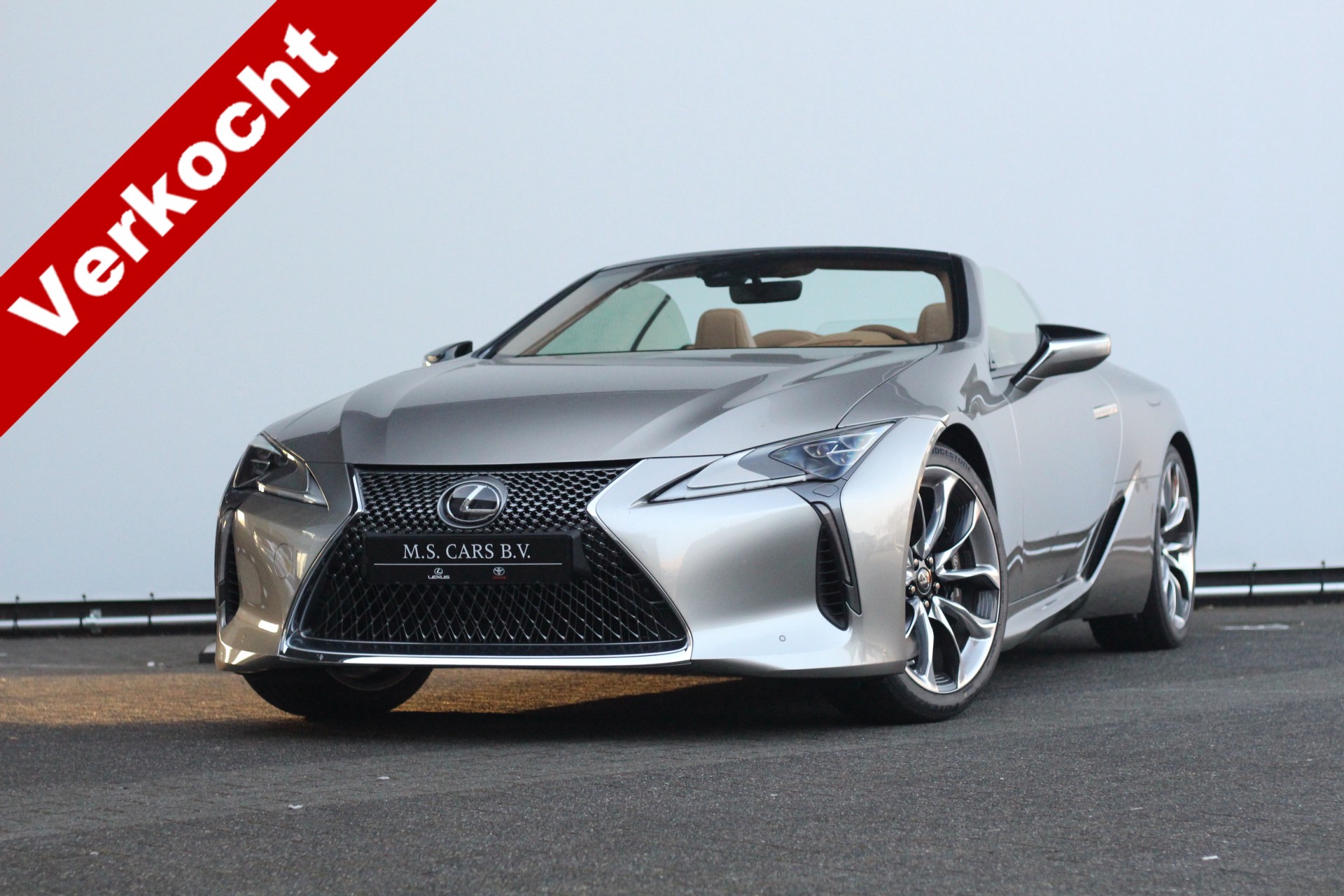 Lexus LC Cabrio 500 Carbon I 5.0 V8 I 477pk I Mark Lev. I LKA I ACC 30728640-0.jpg | 
