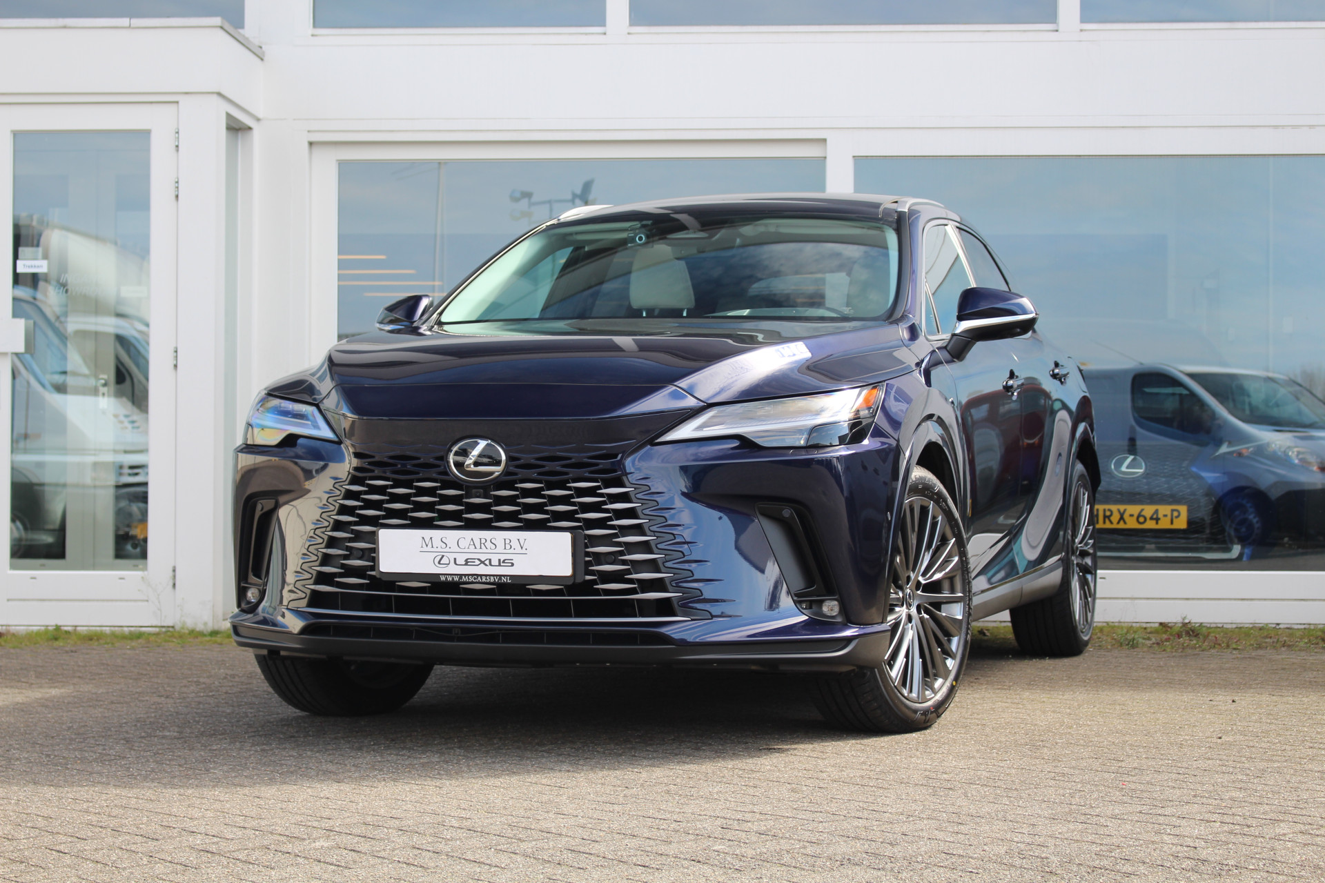 Lexus RX 450h+ Plug-in Hybrid President Line I NL auto! I Pano I Trekhaak I Mark Lev. 52908581-0.jpg | M.S. Cars B.V.