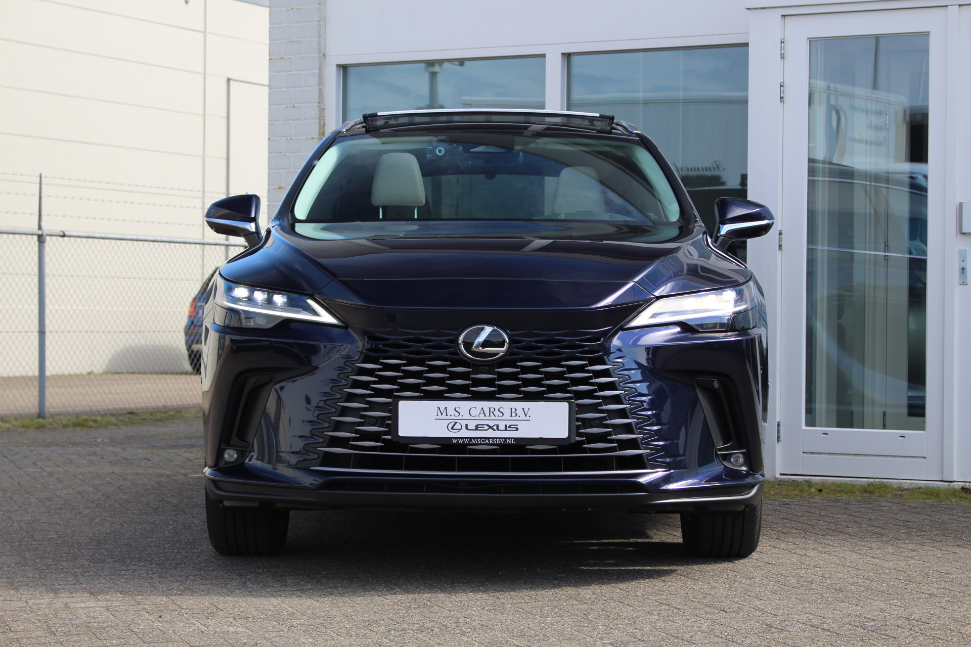 Lexus RX 450h+ Plug-in Hybrid President Line I NL auto! I Pano I Trekhaak I Mark Lev. 52908581-2.jpg | M.S. Cars B.V.