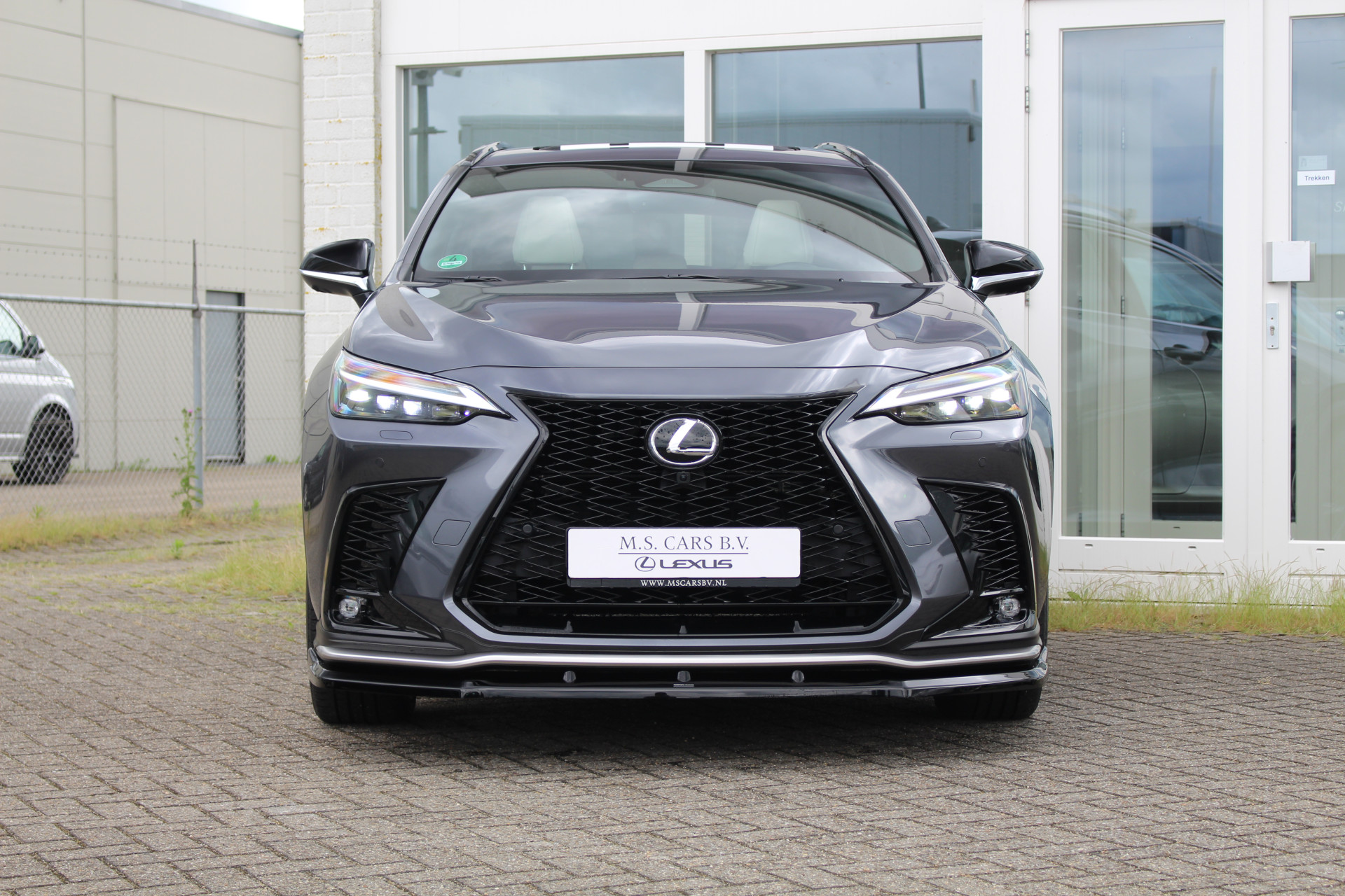 Lexus NX 450h+ AWD F-SPORT I NL-auto! Open dak I Trekhaak I BTW auto I Uniek! 54286704-2.jpg | M.S. Cars B.V.