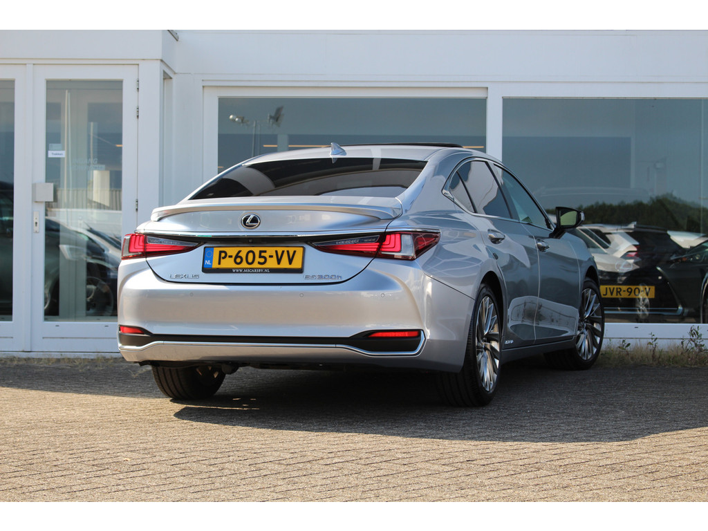 Lexus ES 300h Hybrid President Line I NL-auto! Trekhaak I Facelift I Mark Lev. I Open dak 55589605-1.jpg | M.S. Cars B.V.