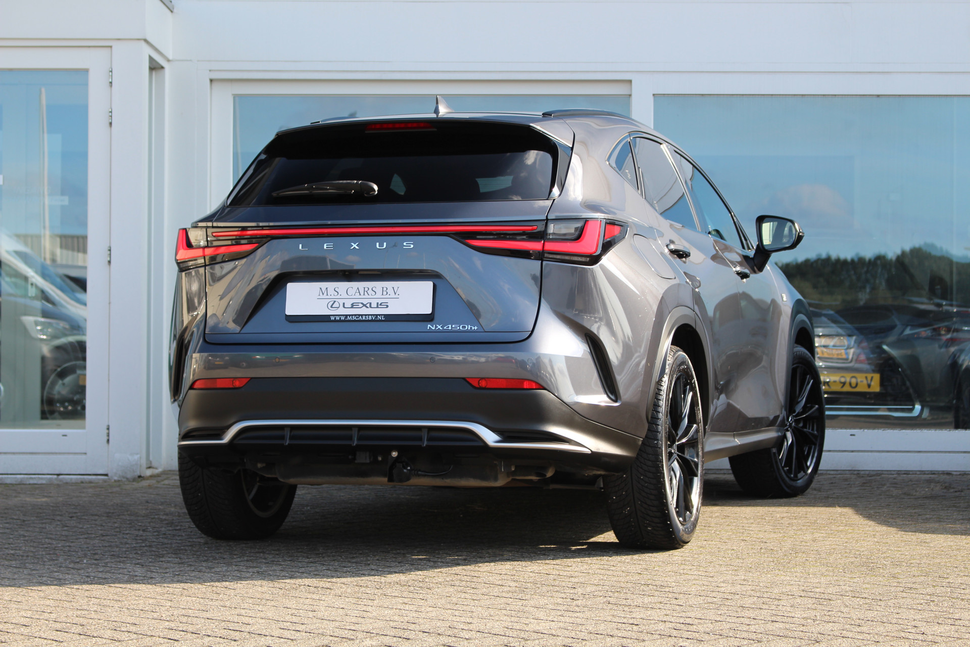 Lexus NX 450h+ AWD F-SPORT Plug-in hybride I Trekhaak I Applecarplay I 360-camera 56376704-1.jpg |