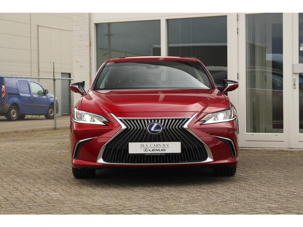 Lexus ES 300h Hybrid Luxury Line I Open dak I 360-camera I Applecarplay/Android auto 56479111-2.jpg | M.S. Cars B.V.