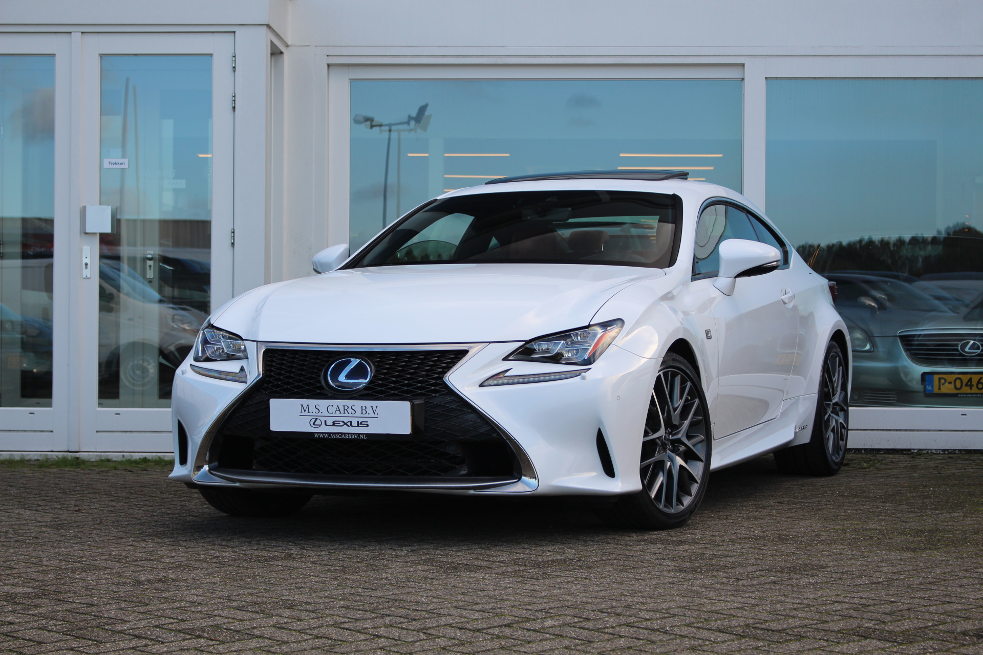 Lexus RC 300h Hybrid F-SPORT Premium I Opendak I Mark Lev. I Premium navi 57757548-0.jpg | M.S. Cars B.V.